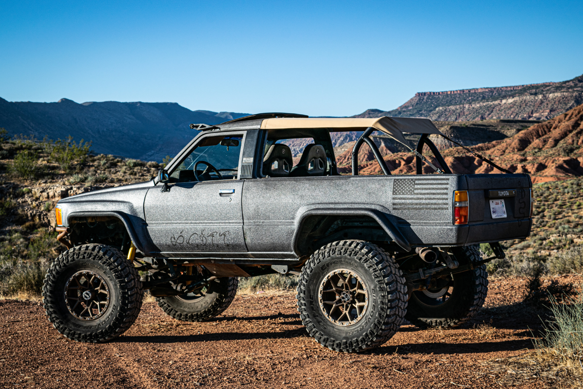 Toyota 4Runner Bikini Top Overland edition