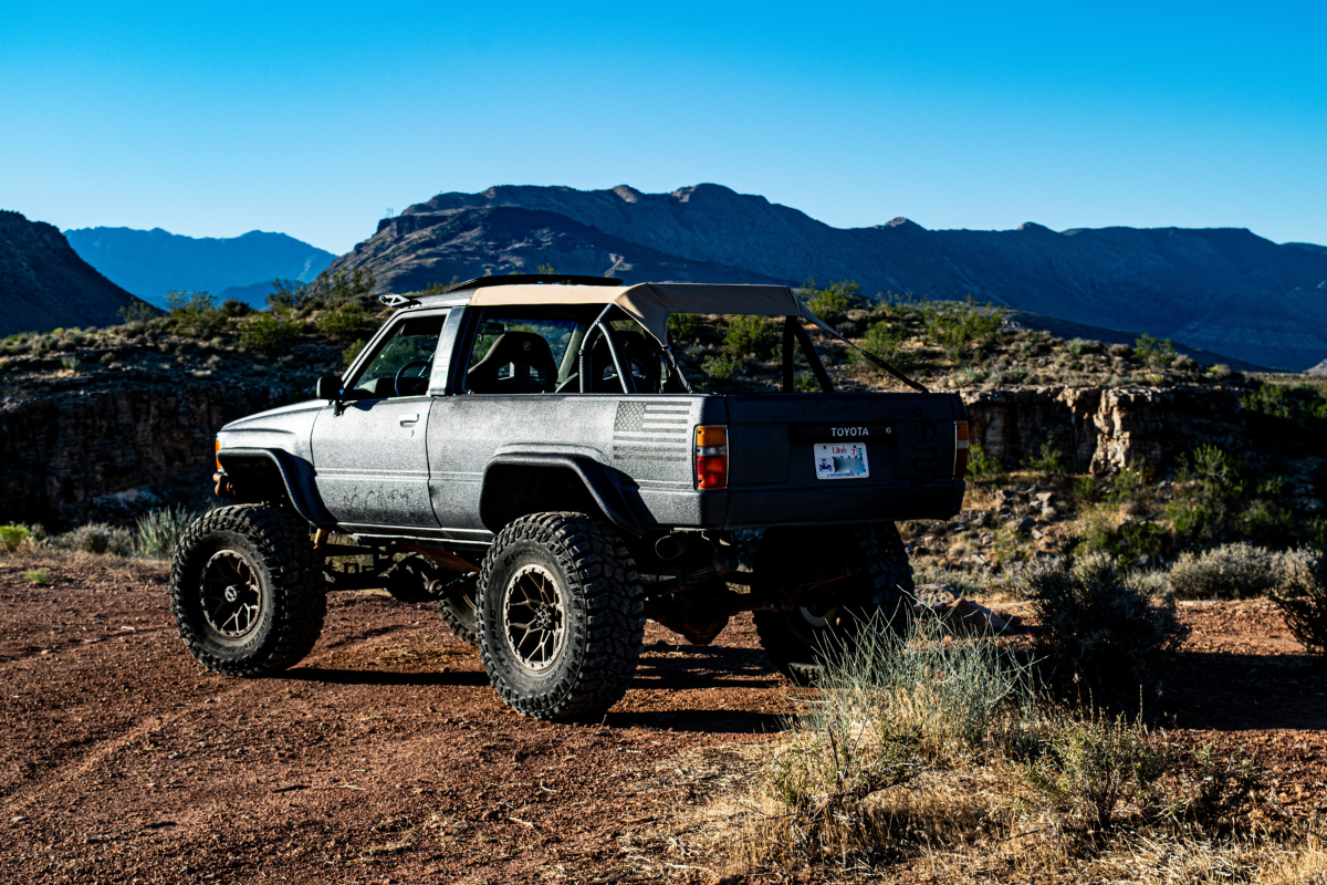 Toyota 4Runner in the mountains with Bikini Top from Killer Toy Tops.