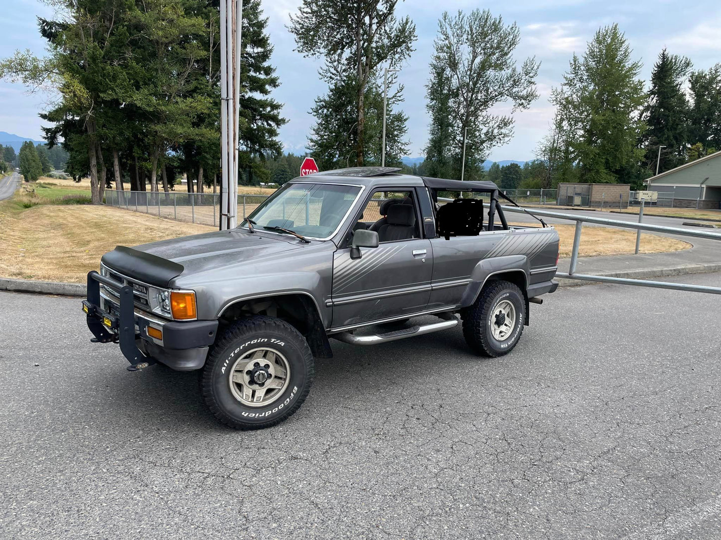 SofTopper Bikini Top for the '84-'89 Toyota 4Runner