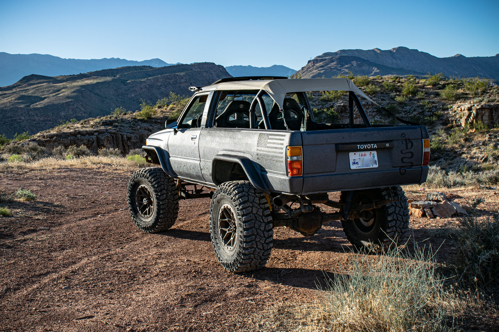 SofTopper Bikini Top for the '84-'89 Toyota 4Runner – Killer Toy Tops